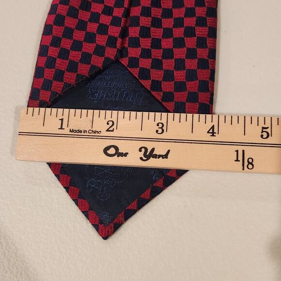 Britches Of Georgetowne 100% Silk Black Red Checkered Hand Made Neck Tie Italy - Picture 6 of 8
